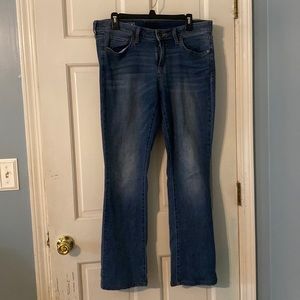 Boot cut jeans light:medium wash